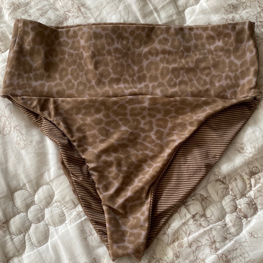 Acacia swimwear Echo bottom in safari